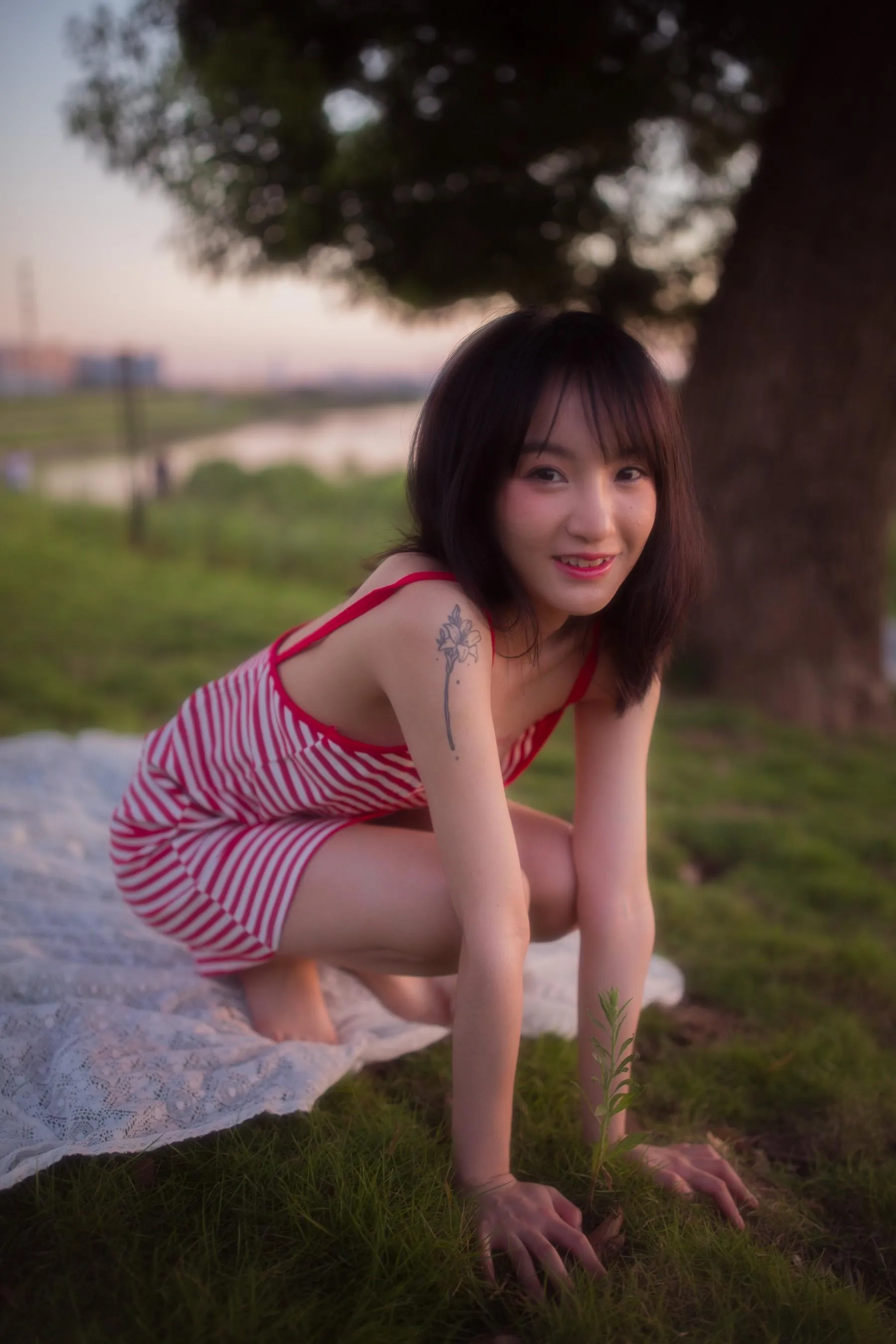 [YITUYU艺图语]2022.02.03 黄昏午后 虾虾 [54P]插图1